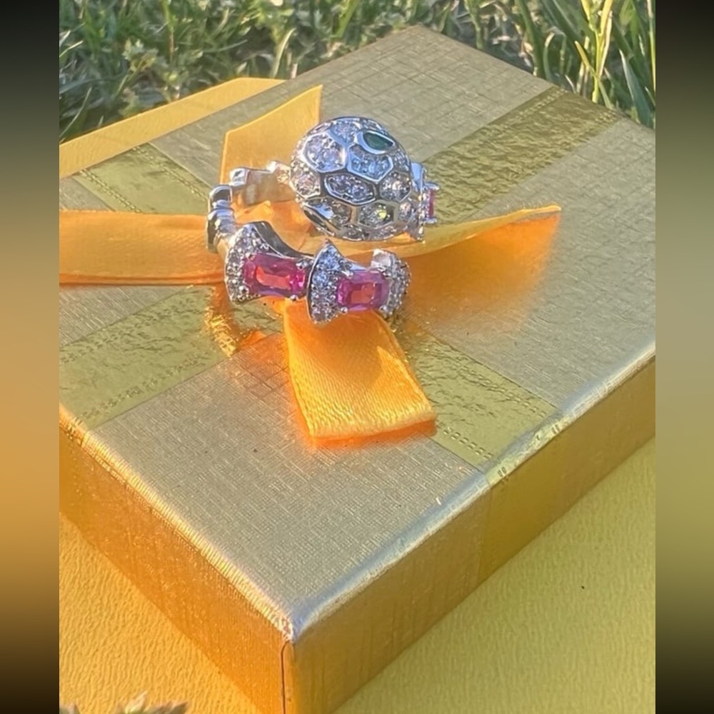 Gorgeous Ruby Crystal Snake Ring With Swarovski E… - image 3